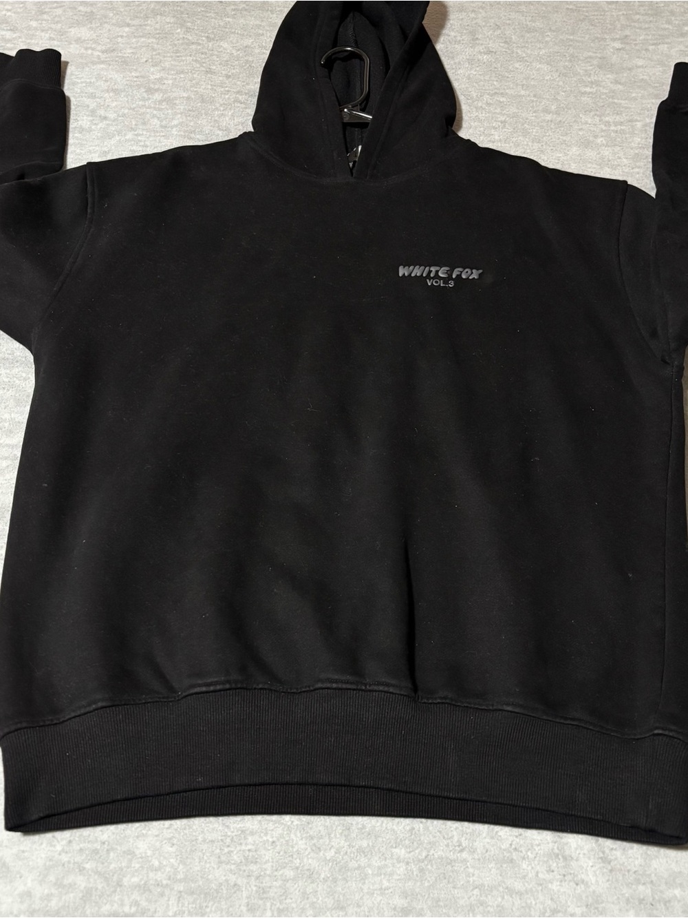White Fox Vol.3 Women's M/L Black Pullover Hoodie Logo Solid Fleece